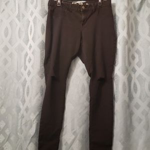 SO black distressed jegging